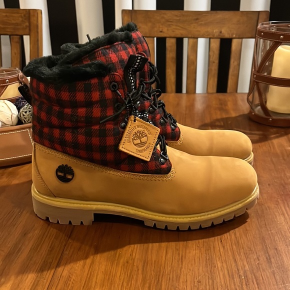 Timberland 6” Waterproof Puffer Boots Buffalo Plaid Wheat new Men’s Size 13 - Picture 3 of 14